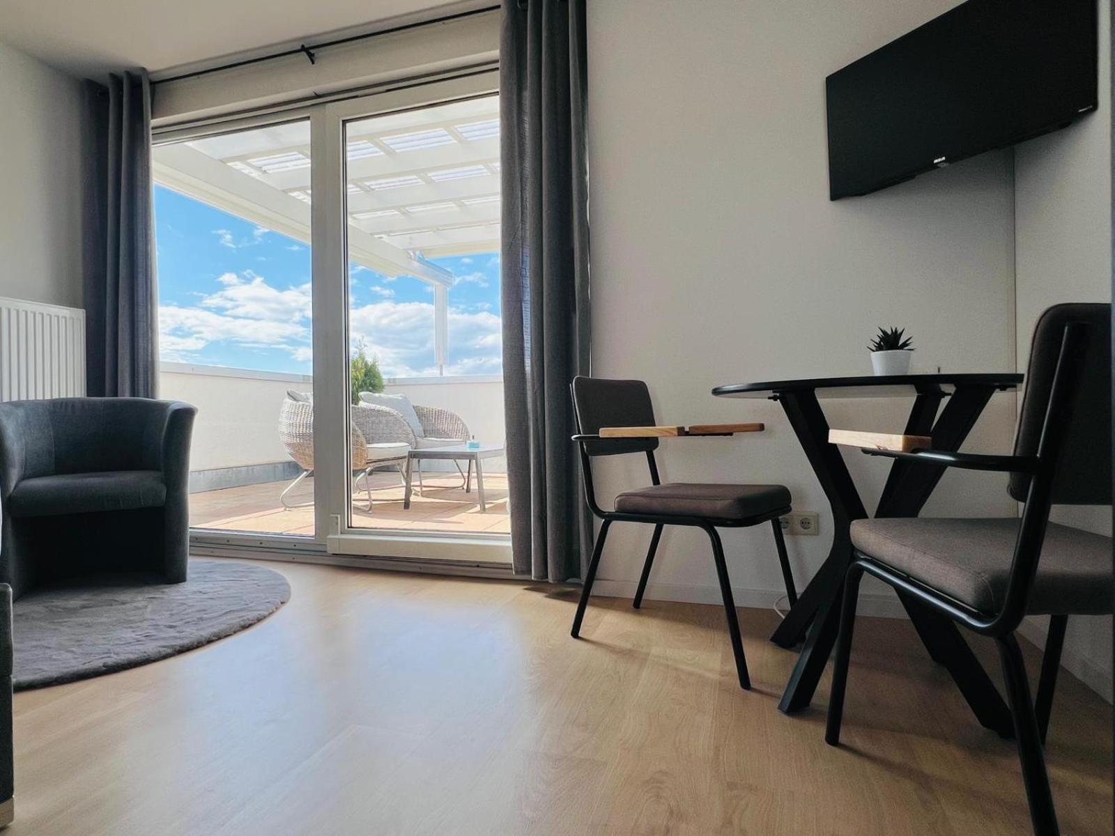 Penthouse In * Kehl